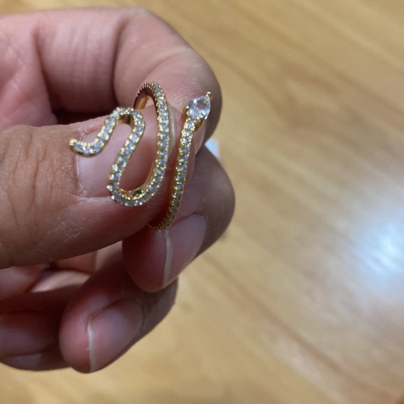 Ring - Picture 2 of 2